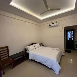 Rak Palace Ayoor