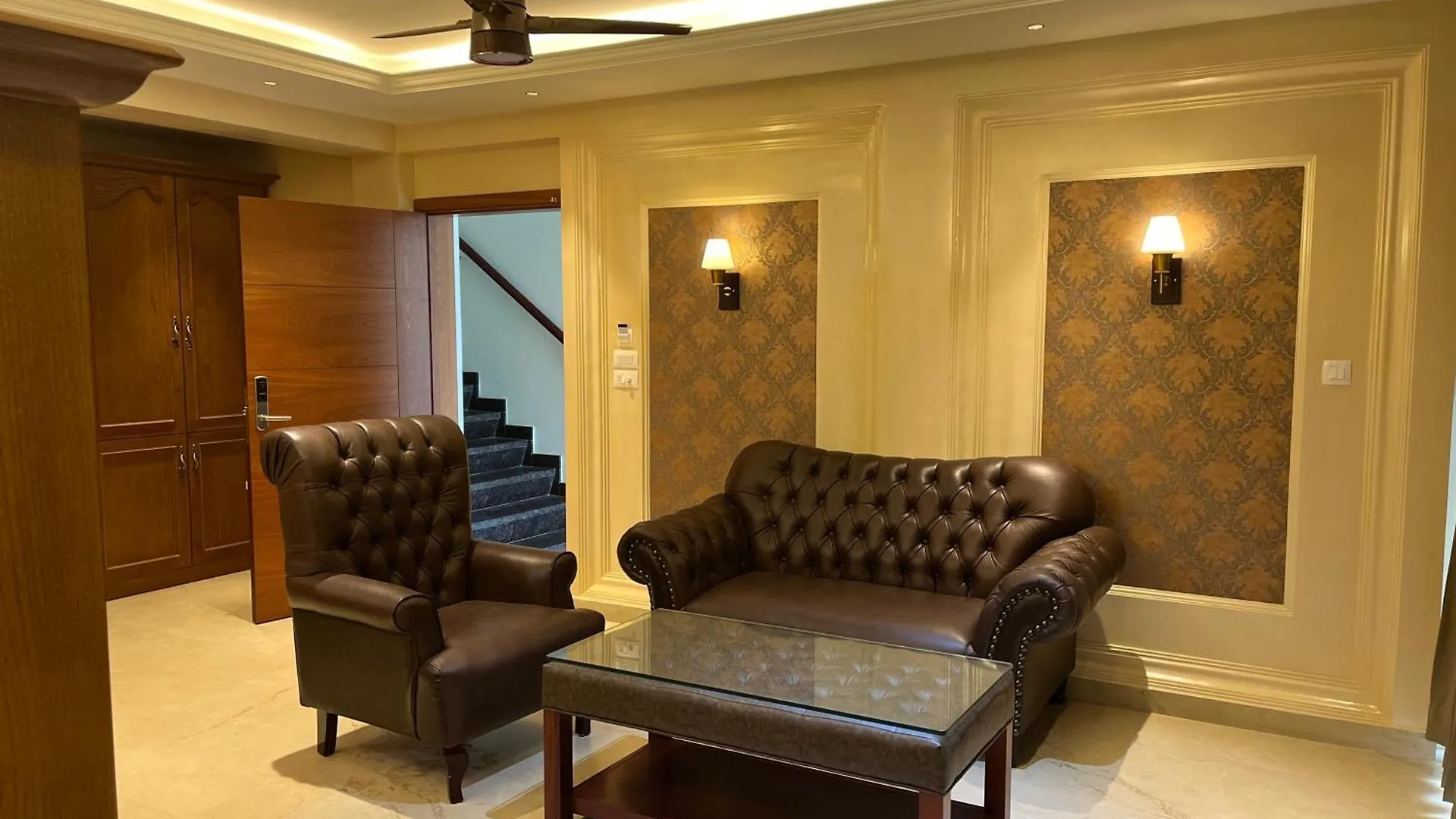 British County Resorts Anachal 4*,  India