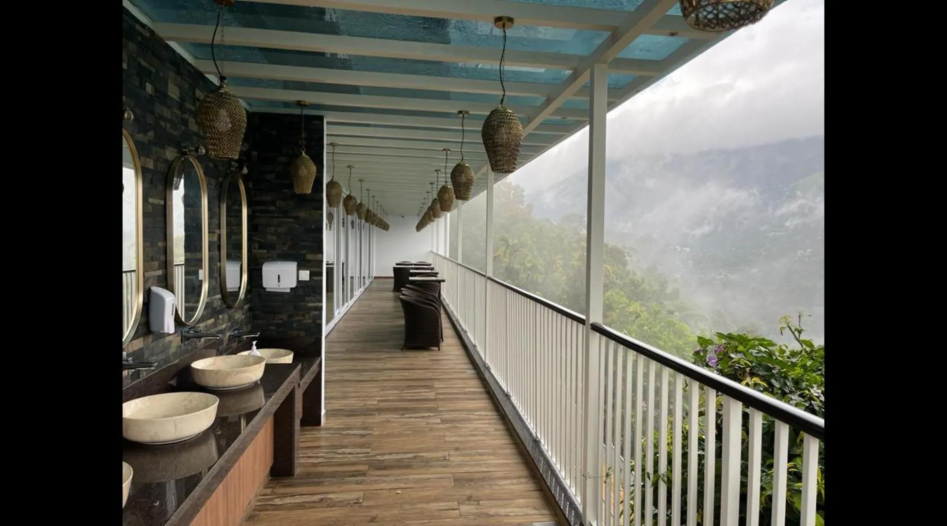 British County Resorts Anachal 4*,
